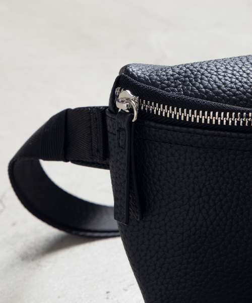 CONVERSE（コンバース）の「WEGO/CONVERSEフェイクレザーボディバッグ（ショルダーバッグ・レディース・ホワイト/ブラック・FREE）」の19枚目の写真