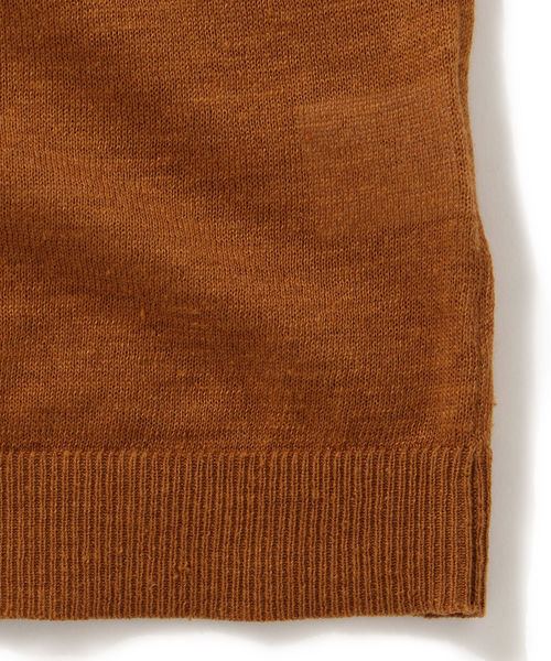 SHIPS JET BLUE（シップスジェットブルー）の「SHIPS JET BLUE:《洗える》リネンストレッチ ニットTシャツ（ニット/セーター・メンズ・ブラック/オリーブ/グレー/レンガ・MEDIUM/LARGE/SMALL/X-SMALL）」の16枚目の写真