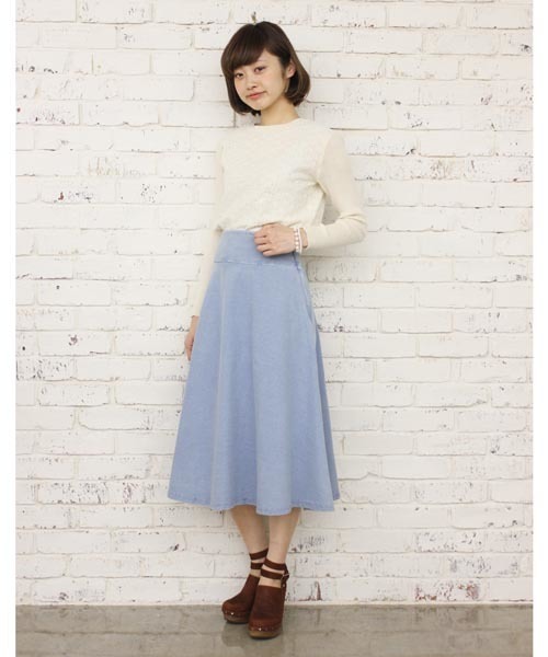 Kastane（カスタネ）の「【Kastane】インディゴサーキュラースカート（スカート・レディース・ライトブルー/ブルー・FREE）」の2枚目の写真