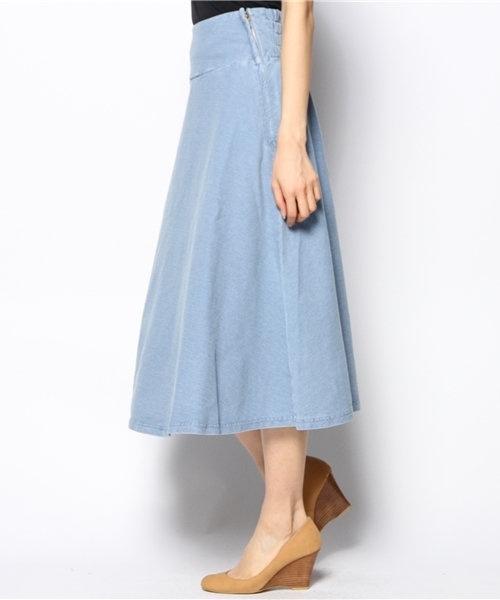 Kastane（カスタネ）の「【Kastane】インディゴサーキュラースカート（スカート・レディース・ライトブルー/ブルー・FREE）」の4枚目の写真