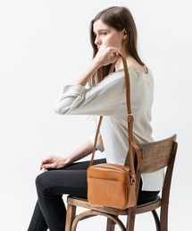 MURA | コンパクト レザー ミニショルダーバッグ(ショルダーバッグ)