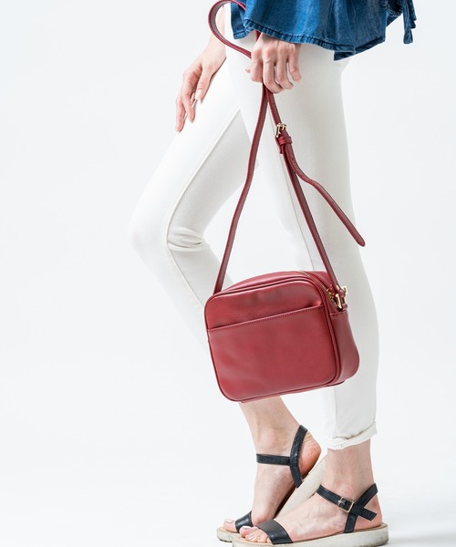 MURA（ムラ）の「コンパクト レザー ミニショルダーバッグ（ショルダーバッグ・レディース・ホワイト/ブラック/グレー/レッド/キャメル・FREE）」の12枚目の写真