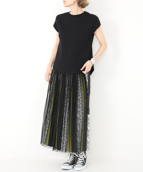 STUDIOUS（ステュディオス）の「【STUDIOUS】バックシャン フレンチスリーブ ワッフルTOPS（Tシャツ/カットソー・レディース・ブラック/ベージュ/オフホワイト・FREE）」の22枚目の写真