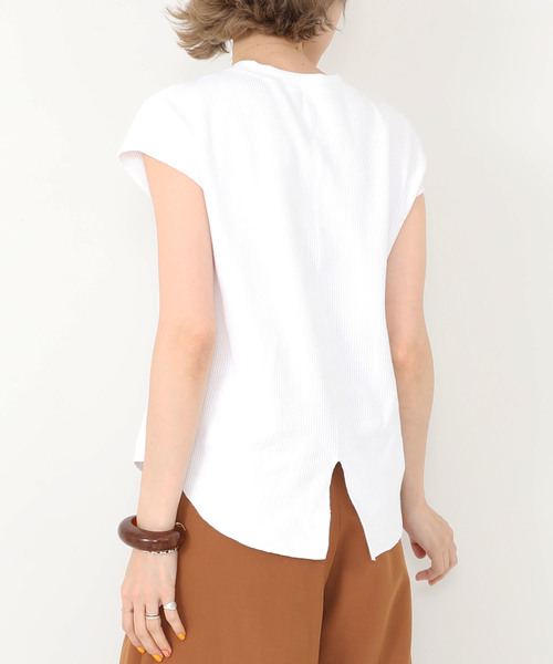 STUDIOUS（ステュディオス）の「【STUDIOUS】バックシャン フレンチスリーブ ワッフルTOPS（Tシャツ/カットソー・レディース・ブラック/ベージュ/オフホワイト・FREE）」の8枚目の写真