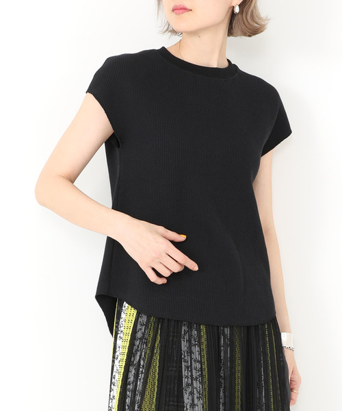 STUDIOUS（ステュディオス）の「【STUDIOUS】バックシャン フレンチスリーブ ワッフルTOPS（Tシャツ/カットソー・レディース・ブラック/ベージュ/オフホワイト・FREE）」の21枚目の写真