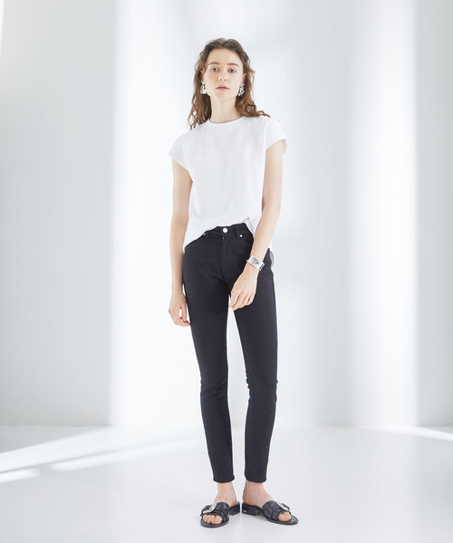 STUDIOUS（ステュディオス）の「【STUDIOUS】バックシャン フレンチスリーブ ワッフルTOPS（Tシャツ/カットソー・レディース・ブラック/ベージュ/オフホワイト・FREE）」の17枚目の写真