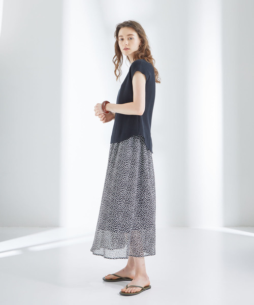 STUDIOUS（ステュディオス）の「【STUDIOUS】バックシャン フレンチスリーブ ワッフルTOPS（Tシャツ/カットソー・レディース・ブラック/ベージュ/オフホワイト・FREE）」の20枚目の写真