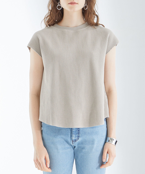 STUDIOUS（ステュディオス）の「【STUDIOUS】バックシャン フレンチスリーブ ワッフルTOPS（Tシャツ/カットソー・レディース・ブラック/ベージュ/オフホワイト・FREE）」の14枚目の写真