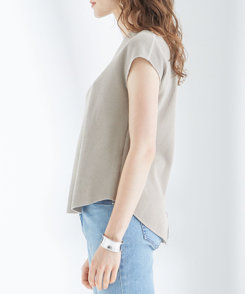 STUDIOUS（ステュディオス）の「【STUDIOUS】バックシャン フレンチスリーブ ワッフルTOPS（Tシャツ/カットソー・レディース・ブラック/ベージュ/オフホワイト・FREE）」の15枚目の写真