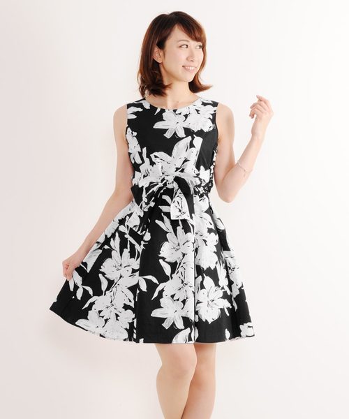 sankyo shokai(サンキョウショウカイ)の「パーティードレス花柄ワンピース(ドレス・レディース・ブラック/オフホワイト・LL/3L/M/L)」の5枚目の写真