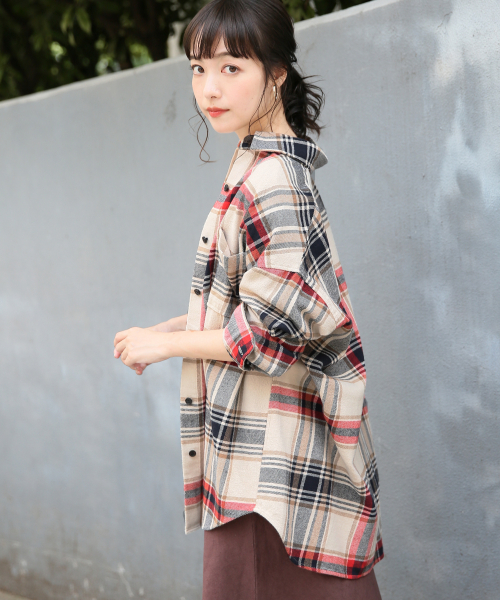 LOWRYS FARM(ローリーズファーム)の「チェックCPOシャツ 850397(シャツ/ブラウス・レディース・グレー/レッド/ブルー・FREE)」の19枚目の写真