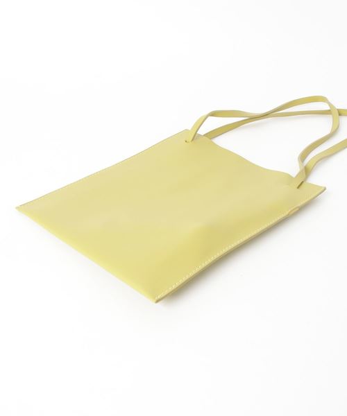 Libra Cue(リブラ キュー)の「【Libra】ミニスクエアBAG(トートバッグ・レディース・ブラック/カーキ/イエロー/アイボリー・FREE)」の12枚目の写真