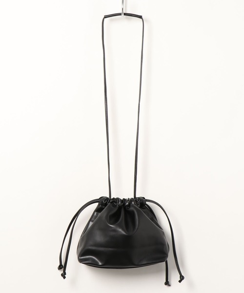 coca（coca）（コカ）の「フェイクレザー巾着ショルダーバッグ（ショルダーバッグ・レディース・ブラック/ベージュ・ONE SIZE）」の2枚目の写真