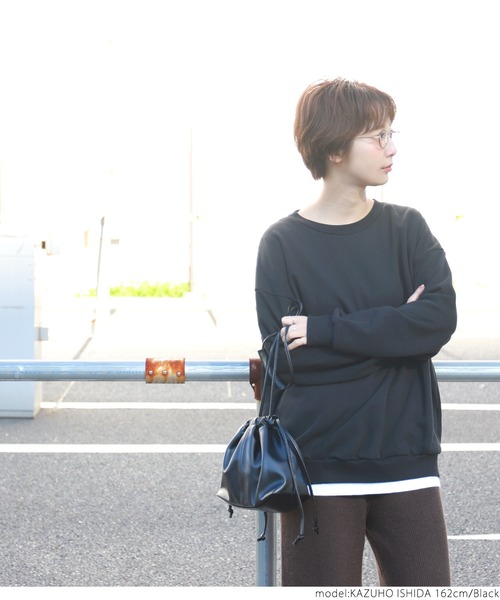 coca（coca）（コカ）の「フェイクレザー巾着ショルダーバッグ（ショルダーバッグ・レディース・ブラック/ベージュ・ONE SIZE）」の13枚目の写真