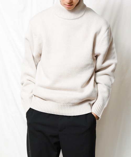 NO WAY(ノーウェイ)の「/エルボーパッチハイネックニット/(ニット/セーター・レディース・ブラウン/グレー/ベージュ/アイボリー・MEDIUM/LARGE/X-LARGE)」の2枚目の写真