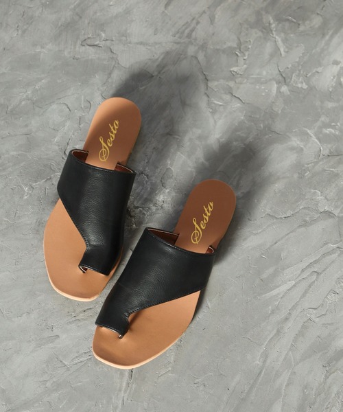 SESTO（セスト）の「親指トングのスクエアトゥフラットサンダル（サンダル・レディース・ライトグレー/ブラック/ダークブラウン/ベージュ/アイボリー/ベージュ系その他/キャメル/ゼブラ・LL/3L/S/M/L）」の11枚目の写真