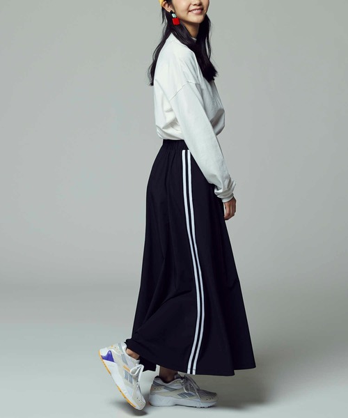 CONVERSE（コンバース）の「【CONVERSE】ラインスカート（スカート・レディース・パープル/ダークベージュ/ブラック・M）」の12枚目の写真