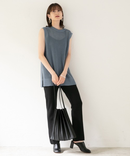 LOWRYS FARM（ローリーズファーム）の「メッシュベスト　891735（ベスト・レディース・ダークブラウン/オフホワイト/ブルー・FREE）」の9枚目の写真