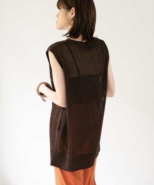 LOWRYS FARM（ローリーズファーム）の「メッシュベスト　891735（ベスト・レディース・ダークブラウン/オフホワイト/ブルー・FREE）」の14枚目の写真