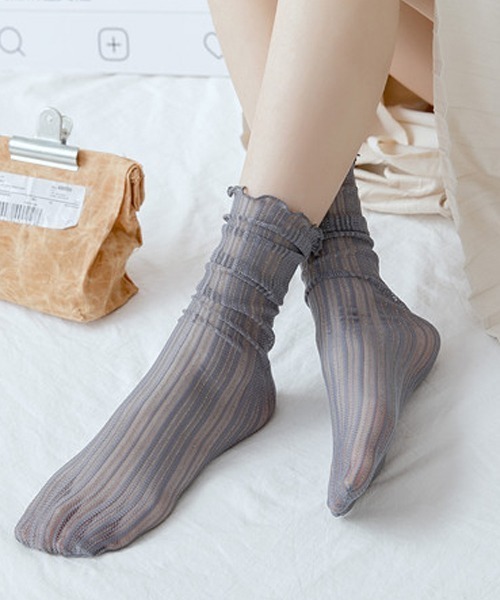 Fun & Daily（ファンアンドデイリー）の「F&D : ストライプレースソックス（ソックス/靴下・レディース・ブラック/ネイビー/グレー・FREE）」の4枚目の写真