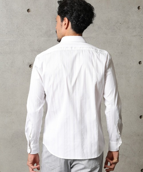 MEN'S BIGI（メンズビギ）の「ブライトストライプストレッチシャツ（シャツ/ブラウス・メンズ・ホワイト/ネイビー・01/03/02/04）」の19枚目の写真
