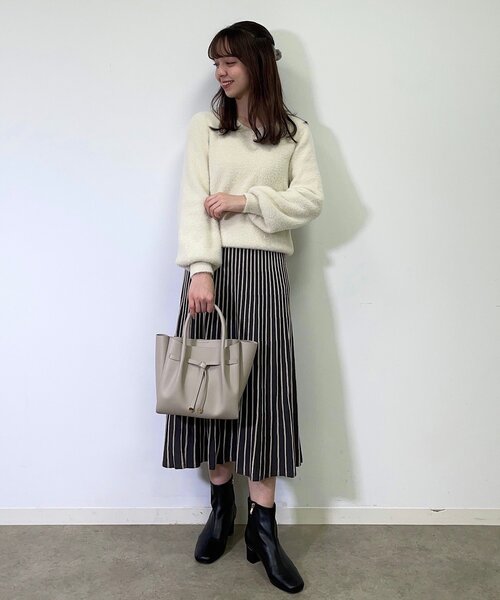 grove（グローブ）の「スタイリング自由自在！もちもちニットのセットアップ【WEB限定カラー/S-3L】（セットアップ・レディース・ベージュ系その他7/ライトグレー/ピンク系その他/グリーン系その他5/ライトブルー/レモンイエロー/ネイビー系5/グレー系その他・01/02/03/04/05）」の16枚目の写真