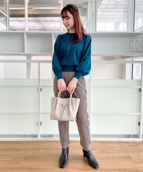 grove（グローブ）の「スタイリング自由自在！もちもちニットのセットアップ【WEB限定カラー/S-3L】（セットアップ・レディース・ベージュ系その他7/ライトグレー/ピンク系その他/グリーン系その他5/ライトブルー/レモンイエロー/ネイビー系5/グレー系その他・01/02/03/04/05）」の20枚目の写真