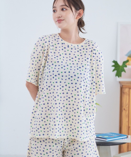 ピーチ　もも　フルーツ柄ルームウェア 上下セット　セットアップ FRUIT OF THE LOOM（フルーツオブザルーム）の「FRUIT OF THE