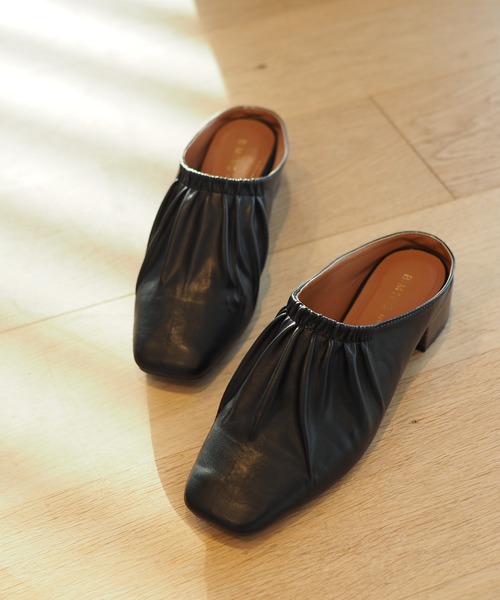 B:MING by BEAMS（ビーミングバイビームス）の「B:MING by BEAMS / ギャザー シューズ（サンダル・レディース・ブラック/ベージュ/その他・22.5cm/23.5cm/24.5cm）」の2枚目の写真