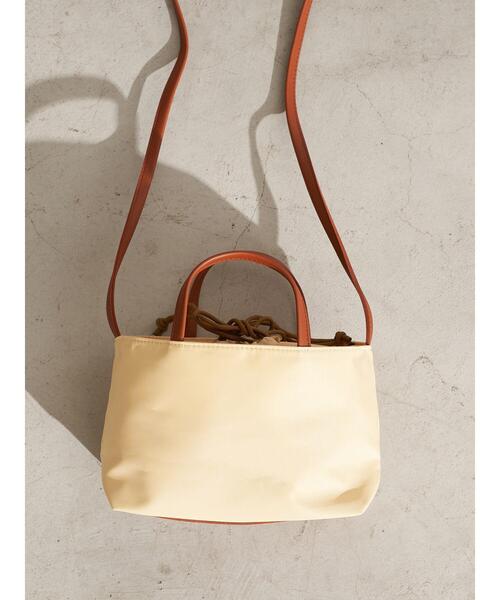 earth music&ecology（アースミュージックアンドエコロジー）の「ミニ巾着ショルダバッグ ＊（トートバッグ・レディース・ベージュ/ネイビー/クリーム・FREE）」の6枚目の写真