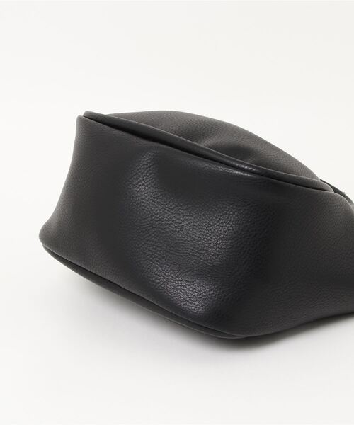 INTERPLANET（インタープラネット）の「軽量合皮２ＷＡＹラウンドＢＡＧ（ショルダーバッグ・レディース・ブラック/ブラウン/ベージュ・フリー）」の5枚目の写真