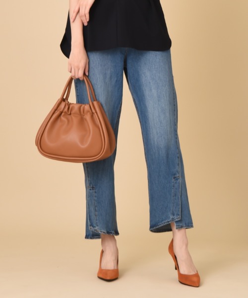 INTERPLANET（インタープラネット）の「軽量合皮２ＷＡＹラウンドＢＡＧ（ショルダーバッグ・レディース・ブラック/ブラウン/ベージュ・フリー）」の12枚目の写真