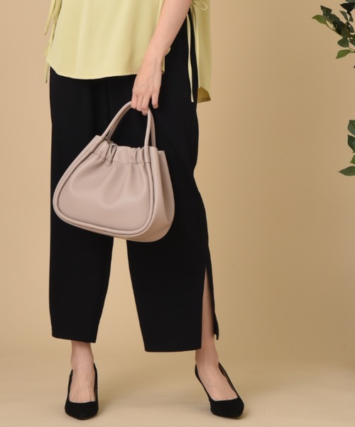 INTERPLANET（インタープラネット）の「軽量合皮２ＷＡＹラウンドＢＡＧ（ショルダーバッグ・レディース・ブラック/ブラウン/ベージュ・フリー）」の18枚目の写真