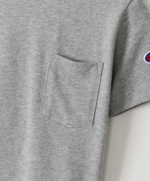 Champion(チャンピオン)の「【Champion/チャンピオン】キッズ ベーシック ショートスリーブポケットTシャツ(Tシャツ/カットソー・キッズ・ベージュ/オフホワイト/パープル/ブラック/ライトグリーン/オレンジ/ネイビー/グレー/ターコイズブルー/ライトパープル/イエロー・110/160/140/150/100/130/120)」の19枚目の写真