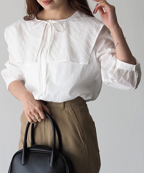 Riberry(リベリー)の「ビックカラー7分袖ブラウス/セーラーカラーシャツ(シャツ/ブラウス・レディース・ブラック/オフホワイト/グレイッシュベージュ・MEDIUM)」の1枚目の写真