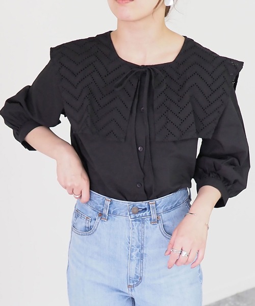 Riberry(リベリー)の「ビックカラー7分袖ブラウス/セーラーカラーシャツ(シャツ/ブラウス・レディース・ブラック/オフホワイト/グレイッシュベージュ・MEDIUM)」の4枚目の写真