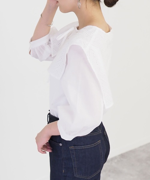 Riberry(リベリー)の「ビックカラー7分袖ブラウス/セーラーカラーシャツ(シャツ/ブラウス・レディース・ブラック/オフホワイト/グレイッシュベージュ・MEDIUM)」の5枚目の写真