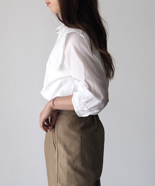 Riberry(リベリー)の「ビックカラー7分袖ブラウス/セーラーカラーシャツ(シャツ/ブラウス・レディース・ブラック/オフホワイト/グレイッシュベージュ・MEDIUM)」の20枚目の写真