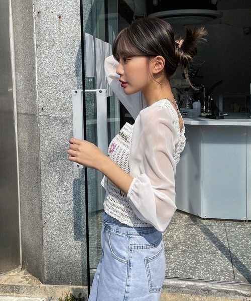 SONA（ソナ）の「SONYUNARA フラワー刺繍シースルーブラウス（シャツ/ブラウス・レディース・アイボリー・FREE）」の3枚目の写真