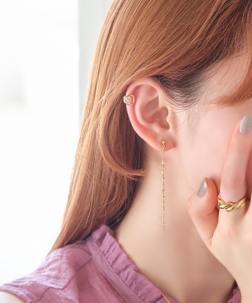 Phoebe（フィービィー）の「【金属アレルギー対応】【痛くないシリーズ】デリケートビジューライトフィットイヤリング（イヤリング・レディース・ゴールド・FREE）」の2枚目の写真