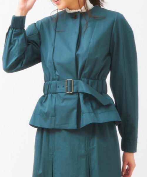 DESIGNWORKS（デザインワークス）の「ギャバジンノーカラーブルゾン（ブルゾン・レディース・グリーン/イエロー・38）」の2枚目の写真