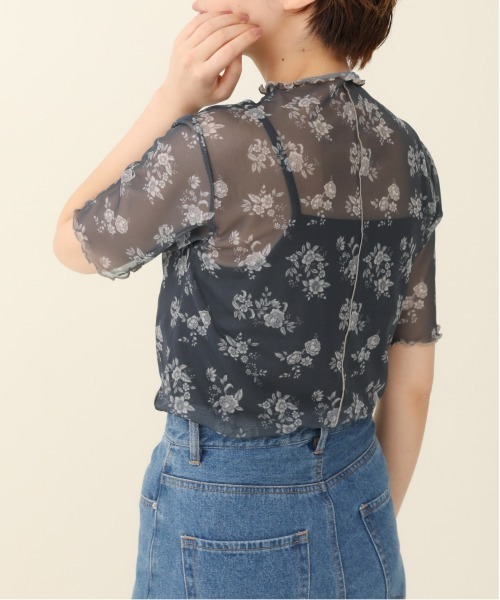 sakishimatokyo（サキシマトーキョー）の「「レトロボタニカル柄ボトルネックT&キャミSET」（Tシャツ/カットソー・レディース・ブラック/ベージュ/グレー/オフホワイト/グリーン・FREE）」の3枚目の写真