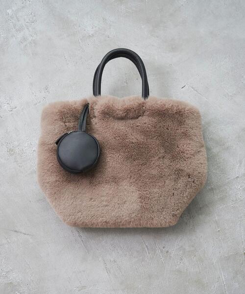 green label relaxing(グリーンレーベルリラクシング)の「NEW FUR エコバッグ付き 2WAY バッグ(トートバッグ・レディース・ブラック/ベージュ/グレー/オフホワイト・FREE)」の1枚目の写真