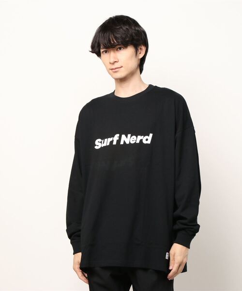 MAGIC NUMBER（マジック ナンバー）の「【MAGIC NUMBER】NEW SURFNERD L/S TEE（Tシャツ/カットソー・メンズ・ホワイト×ブラック/ブラック×ホワイト・LARGE/MEDIUM）」の3枚目の写真