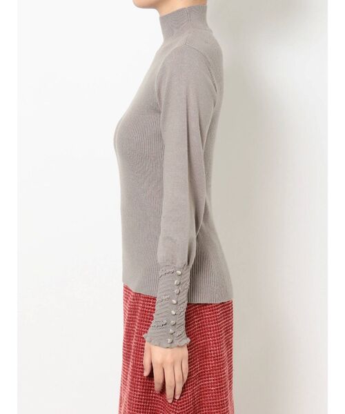 dazzlin（ダズリン）の「ツイストレースリブニットトップス（ニット/セーター・レディース・ブラック/ベージュ/オフホワイト/ブルー/モカ・FREE）」の22枚目の写真