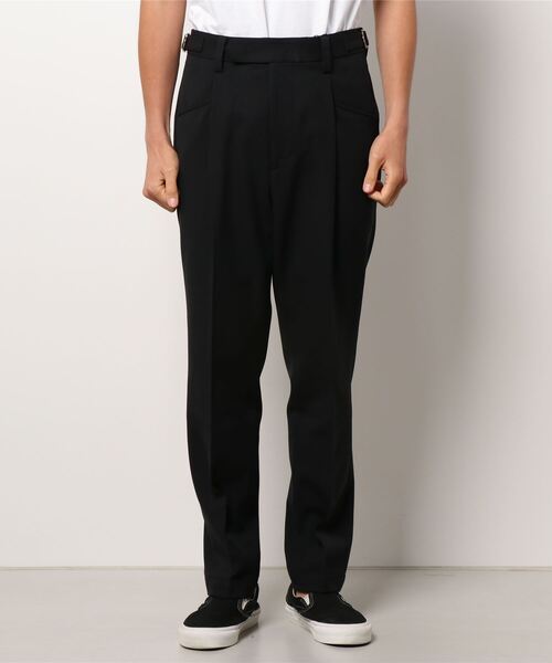 TAUPE(トープ)の「【TAUPE/トープ】 60's テーパードフィットCOREスラックス(スラックス・メンズ・ブラック/ライトベージュ・1/2)」の1枚目の写真