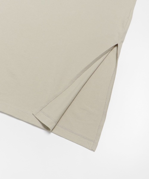 SENSE OF PLACE by URBAN RESEARCH(センスオブプレイスバイアーバンリサーチ)の「バックロゴTシャツワンピース(ワンピース・レディース・ライトベージュ/オフホワイト・ONE)」の17枚目の写真