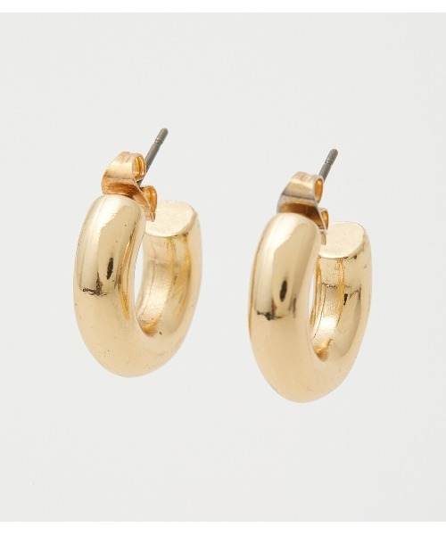 AZUL by moussy(アズールバイマウジー)の「WIDE METAL MINI HOOP EARRINGS/ワイドメタルミニフープピアス(ピアス(両耳用)・レディース・シルバー/ゴールド系その他・FREE)」の3枚目の写真