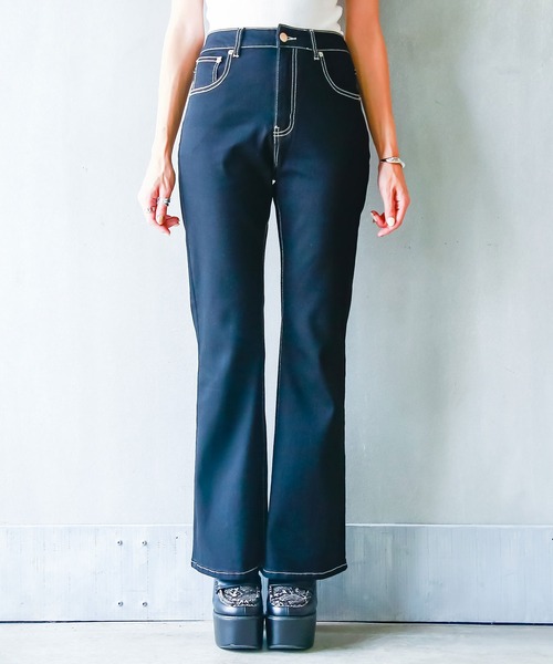 Newlyme（ニューリーミー）の「美脚フレアデニムパンツ（デニムパンツ・レディース・ライトグレー/ブラック/グレー/インディゴブルー/ブラック系その他/ライトインディゴブルー・SMALL/MEDIUM/LARGE/X-LARGE/XX-LARGE）」の20枚目の写真