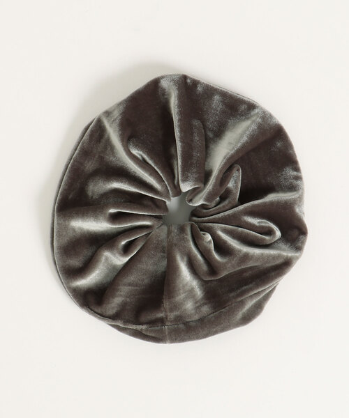 N.（N. Natural Beauty Basic）（エヌエヌナチュラルビューティーベーシック）の「フェイクベロアシュシュ（シュシュ・レディース・ブラック/ベージュ・ﾌﾘ-）」の5枚目の写真